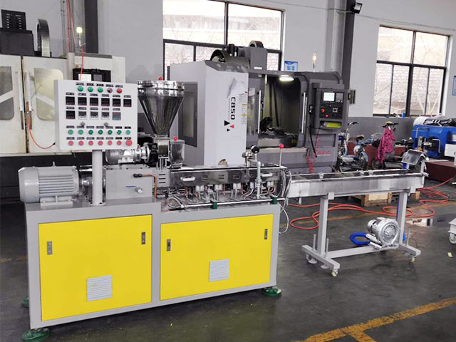 Uneewell's lab machine and 95 machine are ready to send to customer's plant.